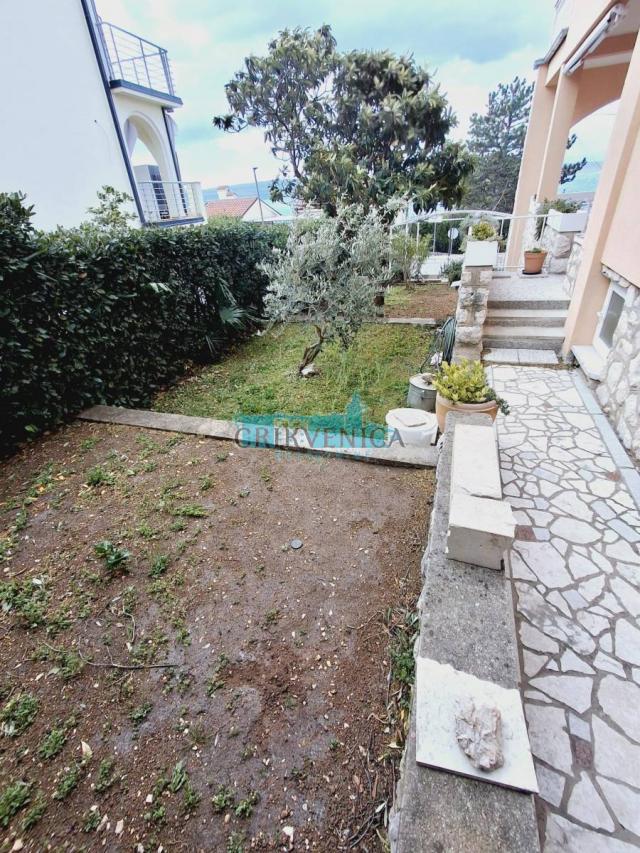 DRAMALJ 3SB+DB, 75m2, 100m od mora, parking, vrt