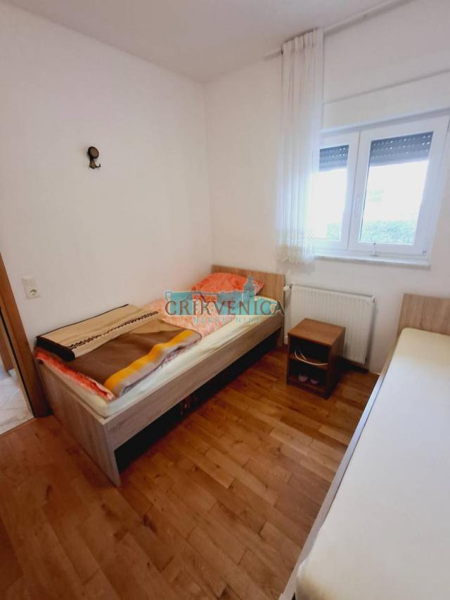 DRAMALJ 3SB+DB, 75m2, 100m od mora, parking, vrt