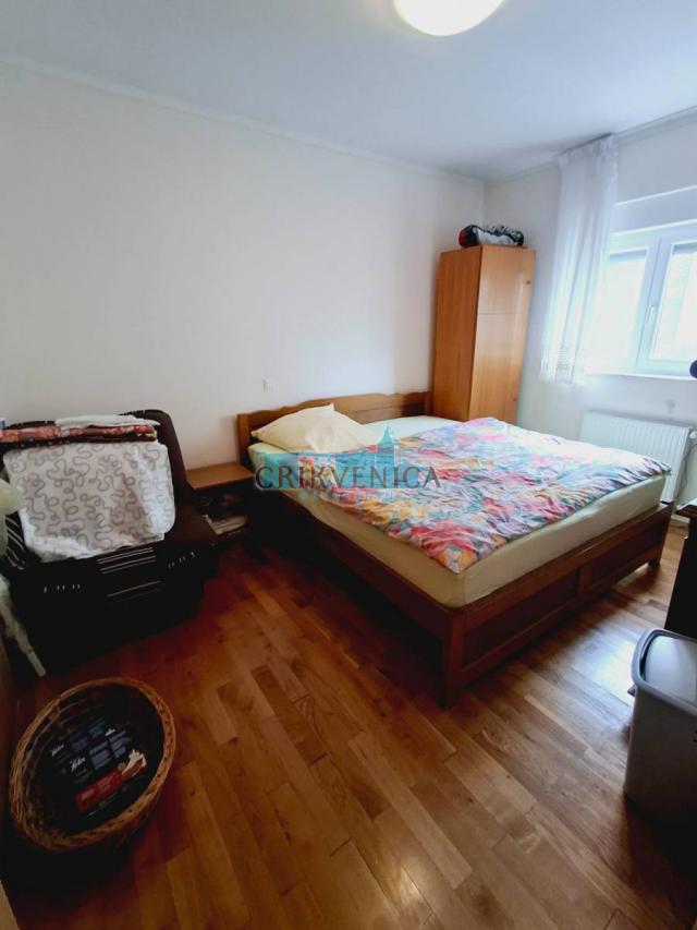 DRAMALJ 3SB+DB, 75m2, 100m od mora, parking, vrt