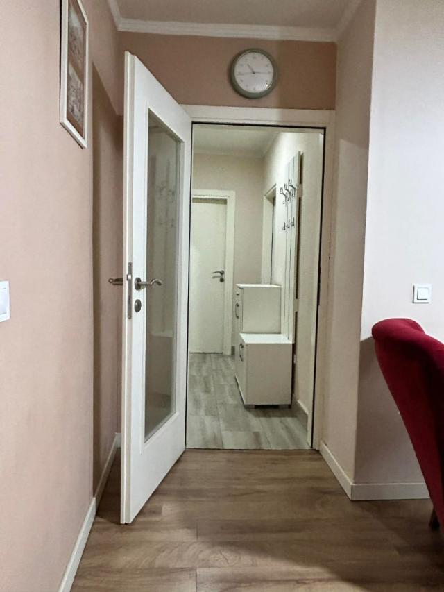 Two-bedroom apartment in the center of Bar, 500 meters from the sea