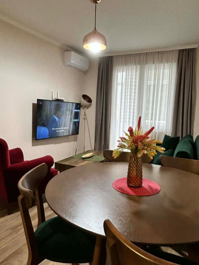 Two-bedroom apartment in the center of Bar, 500 meters from the sea