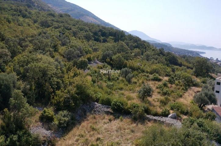 Urbanizovani plac 1170 m2 u Sutomoru