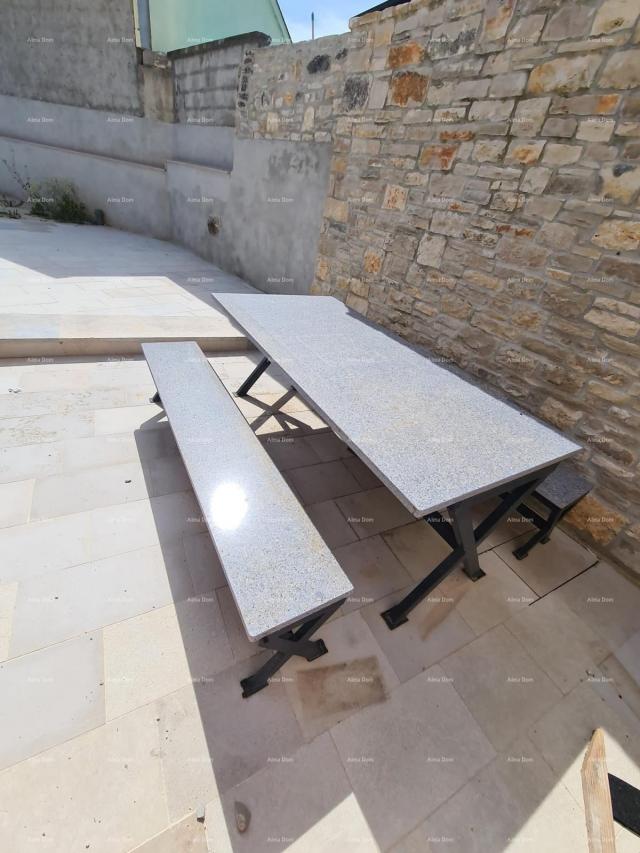Kuća Renovirana kamena kuća s bazenom – mirno selo blizu Svetvinčenta