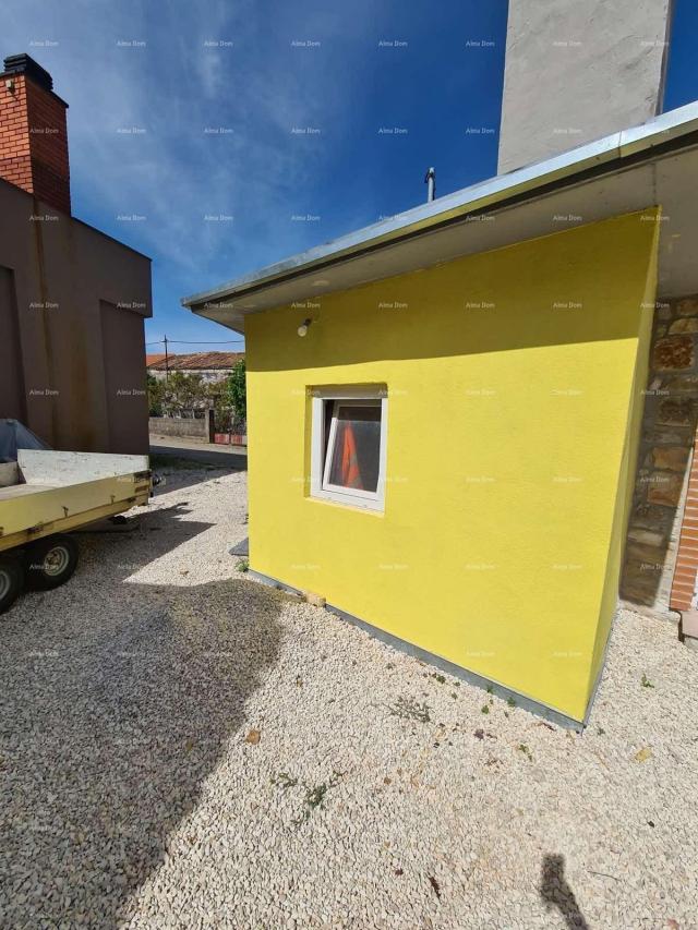 Kuća Renovirana kamena kuća s bazenom – mirno selo blizu Svetvinčenta