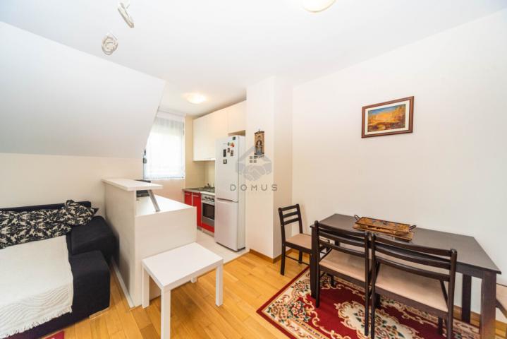 Jednosoban stan 54m2 + parking, Gorica C - Podgorica