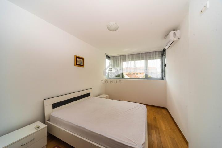 Jednosoban stan 54m2 + parking, Gorica C - Podgorica