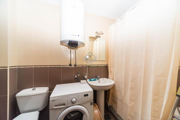 Jednosoban stan 54m2 + parking, Gorica C - Podgorica