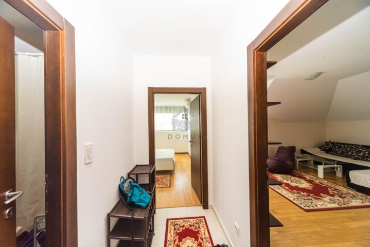 Jednosoban stan 54m2 + parking, Gorica C - Podgorica