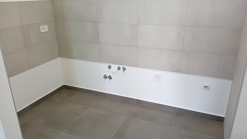 Novo Naselje, Novi Sad • Izdavanje