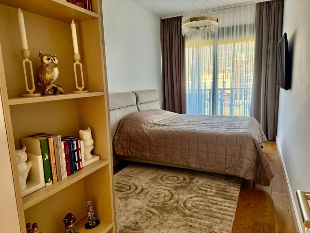 Modern 2-bedroom apartment in Soho City, Bar