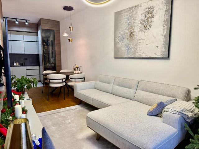 Modern 2-bedroom apartment in Soho City, Bar