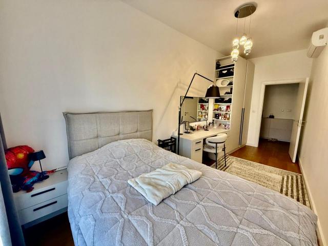 Modern 2-bedroom apartment in Soho City, Bar
