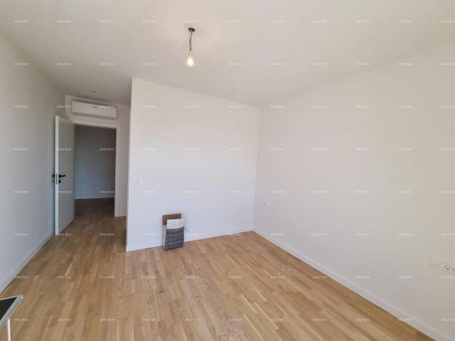 Apartment Sale of a luxurious duplex apartment with a pool, Tar! S2