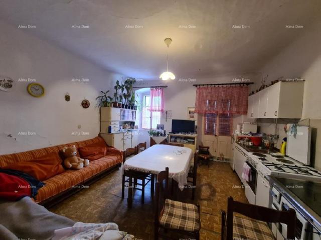 Kuća Stara vila za renoviranje u Gračišću