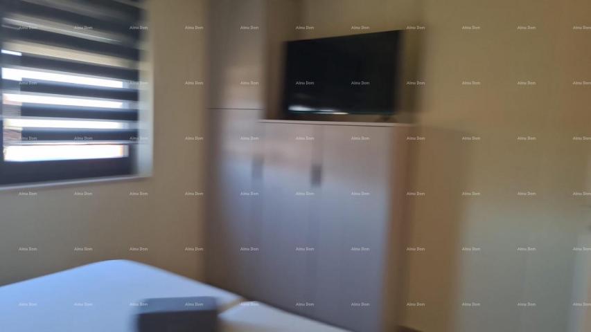 Stan Moderan apartman s parkirnim mjestom i ostavom u bloku F, u blizini Umaga!