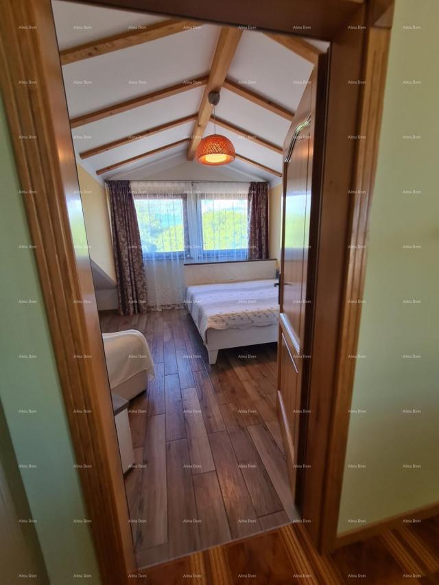 Stan Istra. Premantura. Troetažni stan s krovnom terasom! 100 metara do mora. 