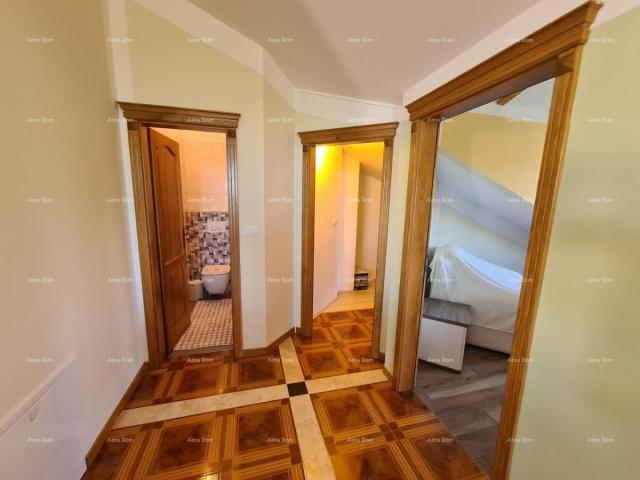 Stan Istra. Premantura. Troetažni stan s krovnom terasom! 100 metara do mora. 