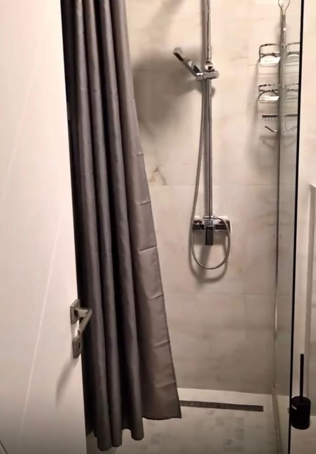 One-bedroom apartment below the highway in Dobrye Vody