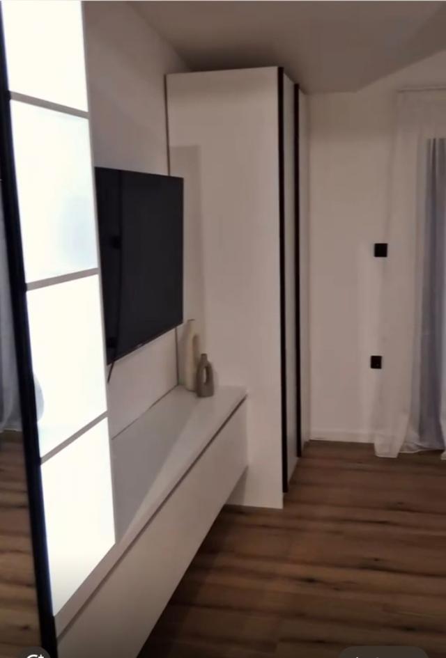 One-bedroom apartment below the highway in Dobrye Vody