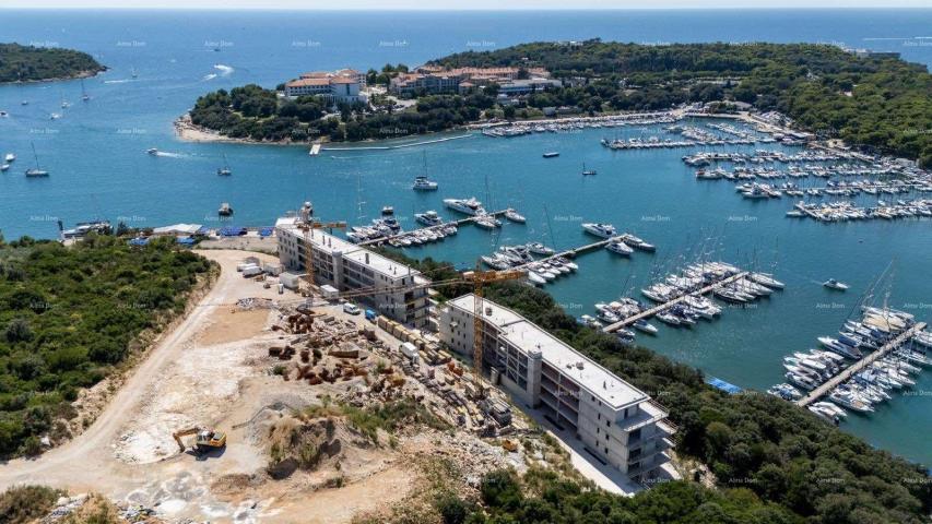 Stan Prodaja modernih stanova u ekskluzivnoj zgradi sa pogledom na Marinu, Pula!
