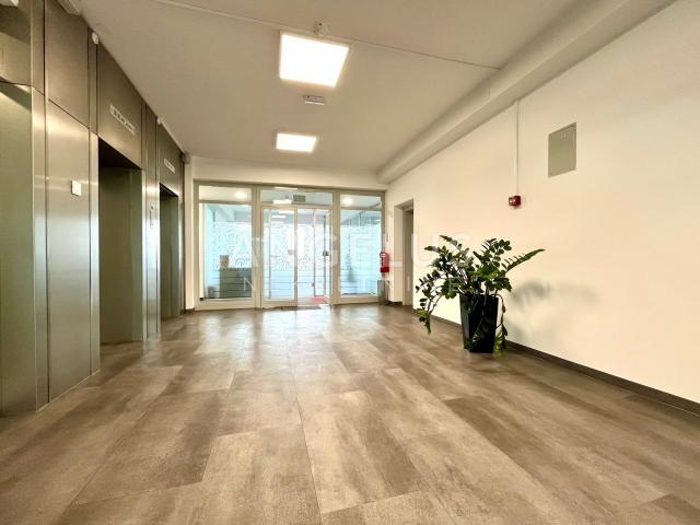 Zagreb, Žitnjak - poslovni prostor 80m2
