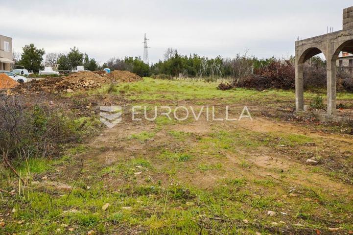 Zadar, Nin, građevinsko zemljište s projektom na izvrsnoj lokaciji