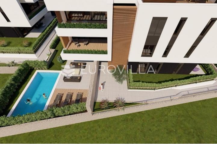 Zadar, Nin, građevinsko zemljište s projektom na izvrsnoj lokaciji