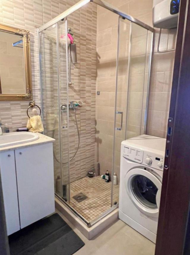 Prodaja, Stan, 56m2 , Tivat