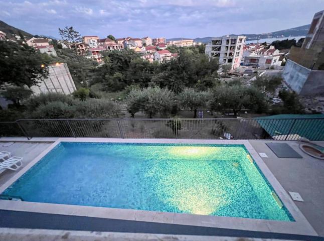 Prodaja, Stan, 56m2 , Tivat