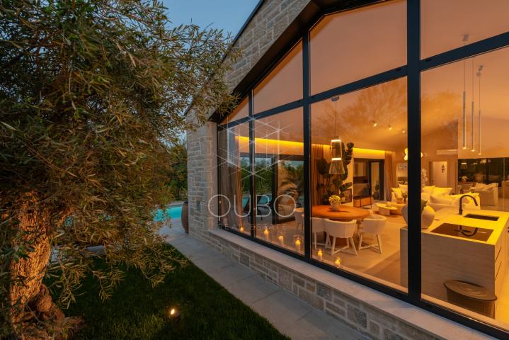 Istra, Tar - Exkluzivna villa nedaleko od mora. 