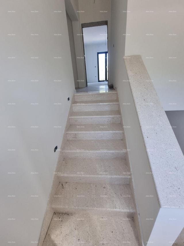 Haus Zu verkaufen: Haus mit Pool und Meerblick – ruhiges Dorf Raša