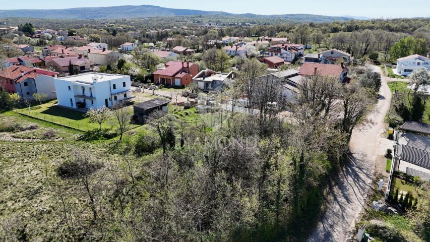 Labin, okolica, građevinsko zemljište na top lokaciji