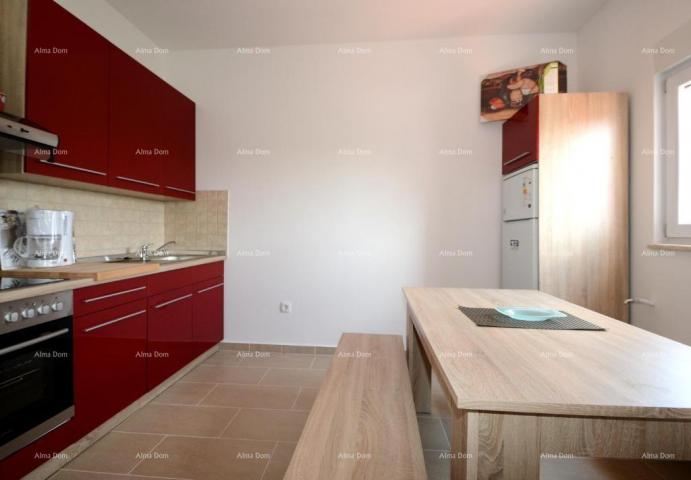 Haus Verkauf - Haus mit 4 Wohneinheiten - Umgebung Višnjan!