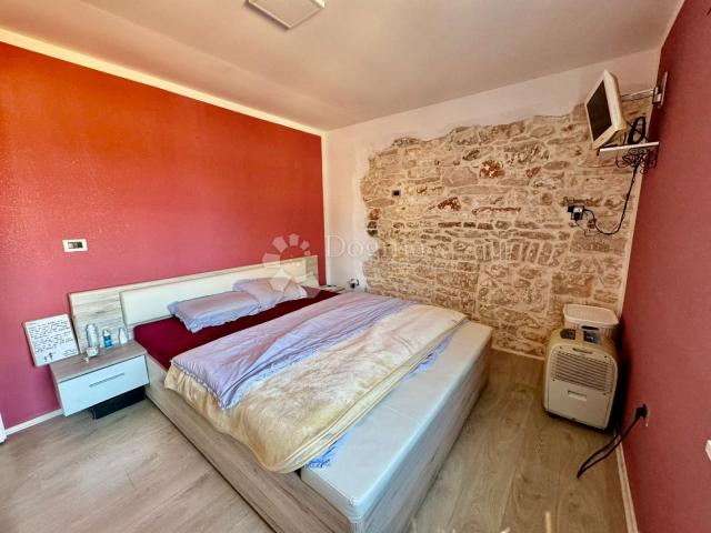 SNIŽENO! Prekrasna prizemnica u mirnoj idili s pogledom na Učku