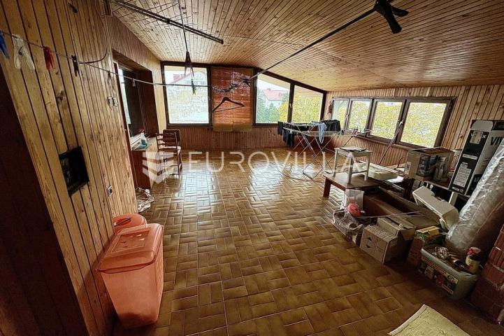 Bjelovar, Centar, obiteljska kuća površine 385 m²