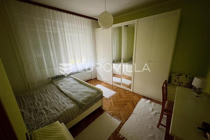 Bjelovar, Centar, obiteljska kuća površine 385 m²