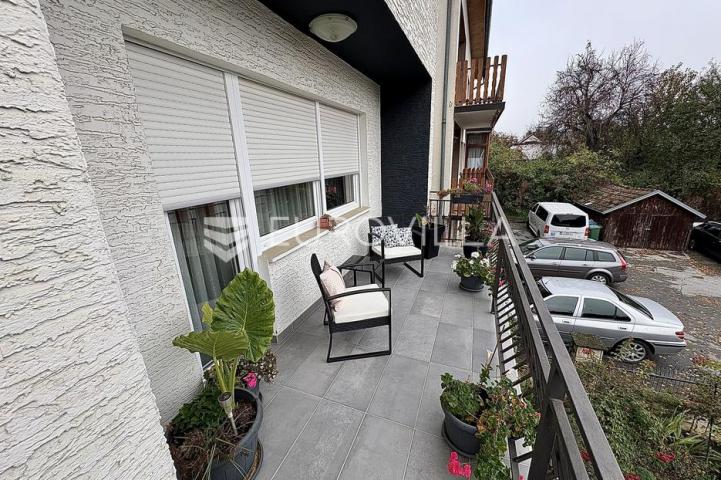 Bjelovar, Centar, obiteljska kuća površine 385 m²