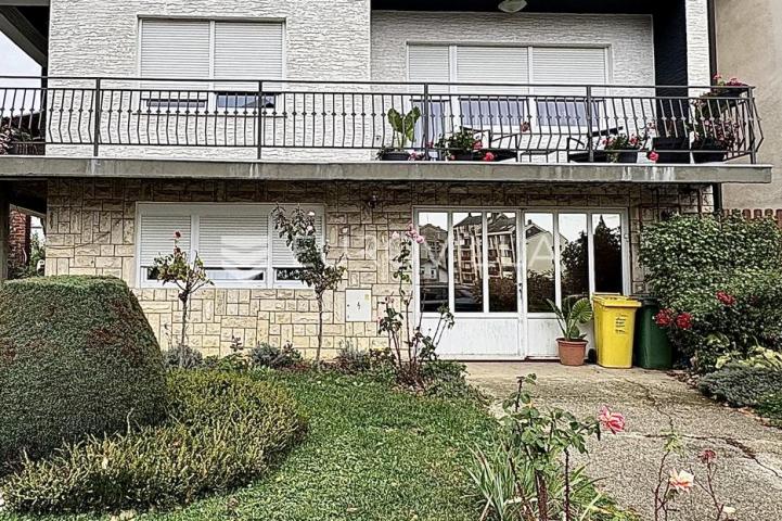 Bjelovar, Centar, obiteljska kuća površine 385 m²