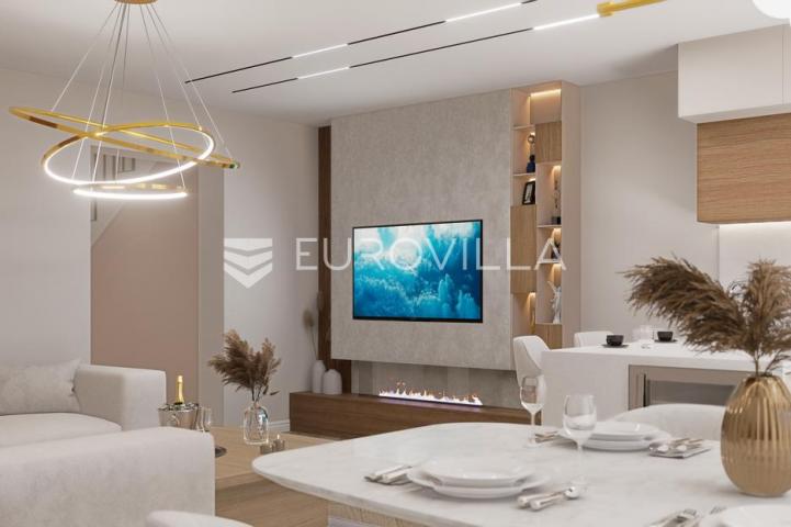 Požega, Zelena ulica, dvoetažni četverosoban stan 122 m² sa vrtom