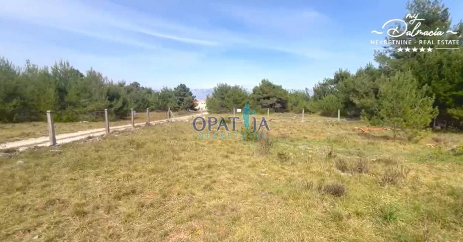 Vir - 600m² zemljišta u blizini pješčane plaže