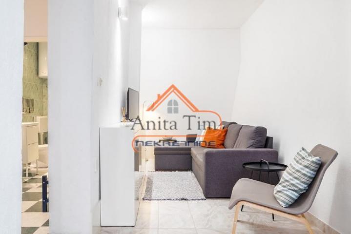Pisak - apartmanska kuća na moru