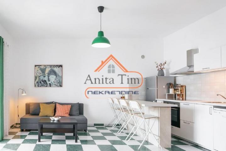 Pisak - apartmanska kuća na moru