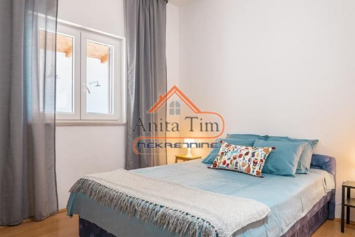 Pisak - apartmanska kuća na moru