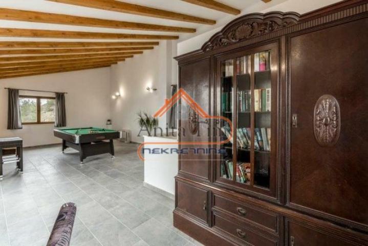 Omiš - Čeline - villa sa bazenom