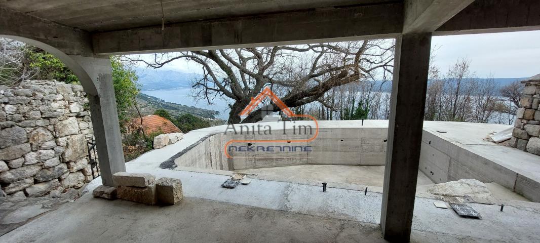 Lokva Rogoznica - autohtone kamene kuće