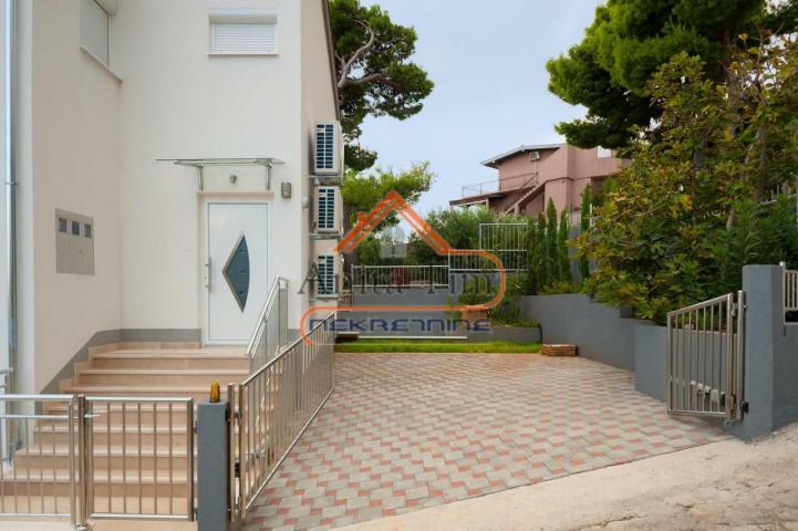 Medići - villa sa bazenom