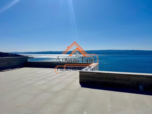 Jesenice, luksuzan penthouse,278.00 m2, novogradnja, terasa, bazen