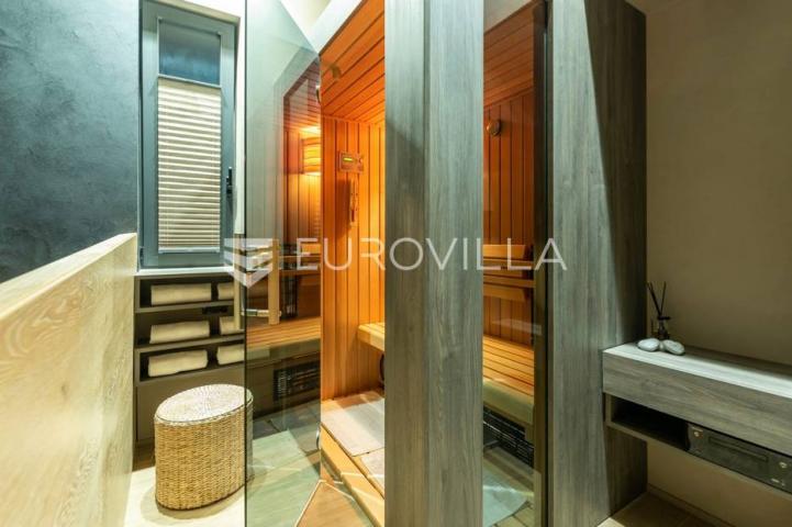 Istra, Umag, Prekrasna vila s bazenom, 156 m²