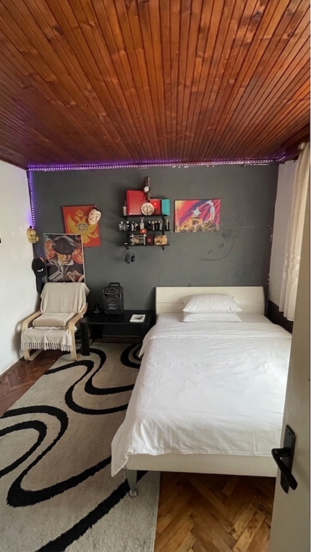 An 87 m² house with land for renovation is for sale (Bar, Bjelisi).