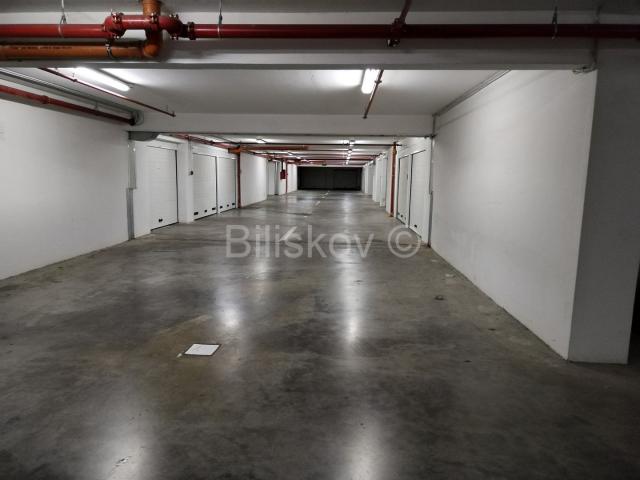 Najam, Trnje, 2-soban stan, garaža, loggia
